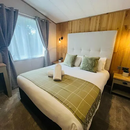 Holiday home Huckleberry With Hot Tub