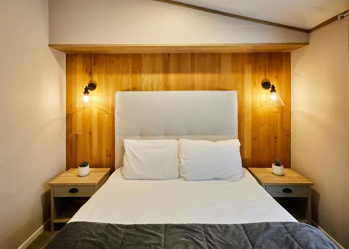 Huckleberry With Hot Tub