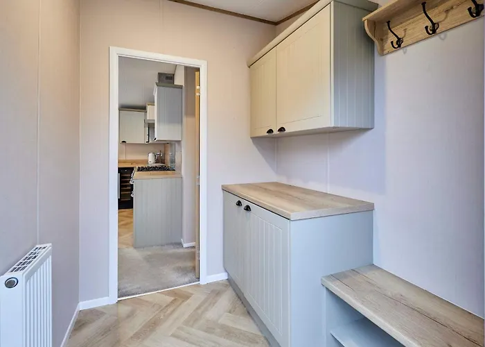 Huckleberry With Hot Tub York